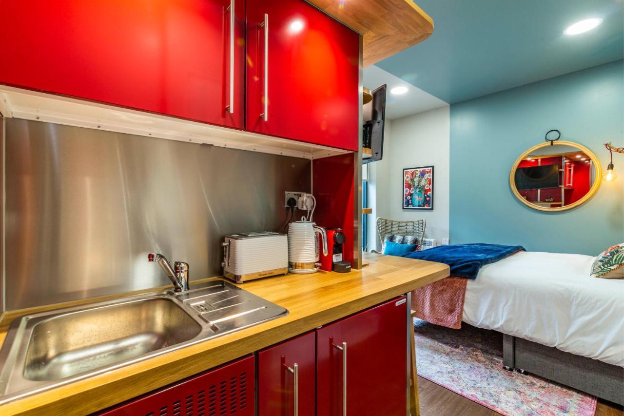 Romantic Getaway Studio Pods Close To City Centre With Free Wifi Derby Zewnętrze zdjęcie