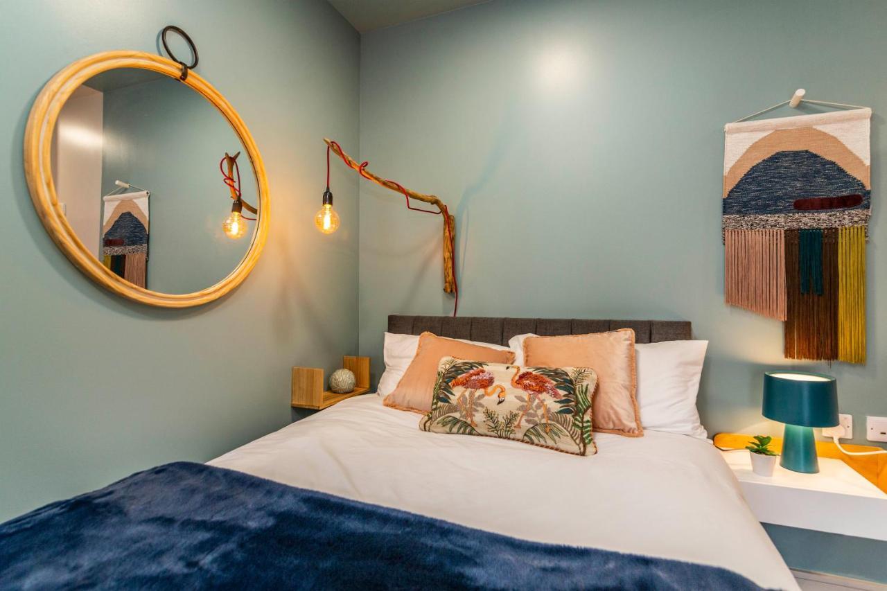 Romantic Getaway Studio Pods Close To City Centre With Free Wifi Derby Zewnętrze zdjęcie