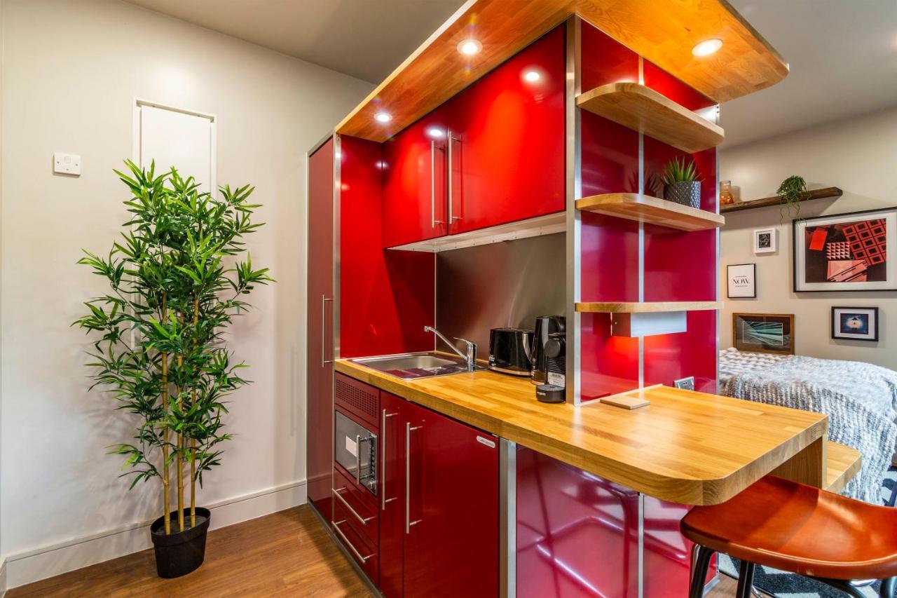 Romantic Getaway Studio Pods Close To City Centre With Free Wifi Derby Zewnętrze zdjęcie