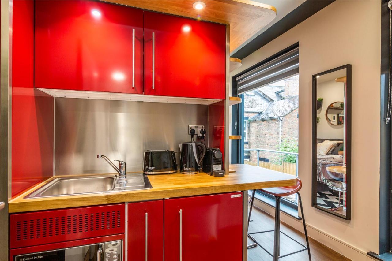 Romantic Getaway Studio Pods Close To City Centre With Free Wifi Derby Zewnętrze zdjęcie