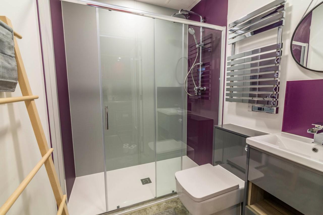 Romantic Getaway Studio Pods Close To City Centre With Free Wifi Derby Zewnętrze zdjęcie