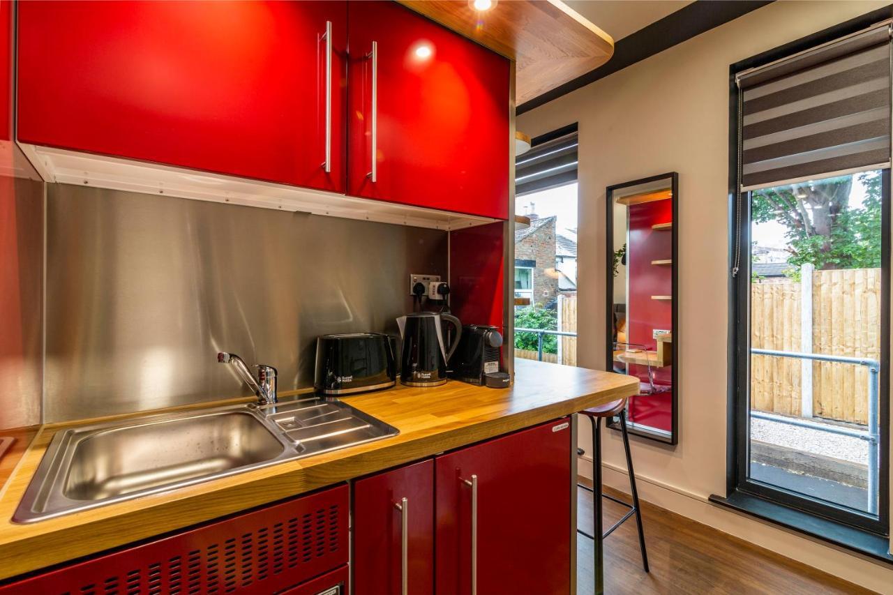 Romantic Getaway Studio Pods Close To City Centre With Free Wifi Derby Zewnętrze zdjęcie